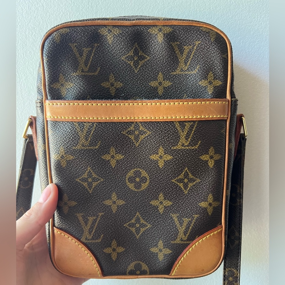 Louis Vuitton Crossbody